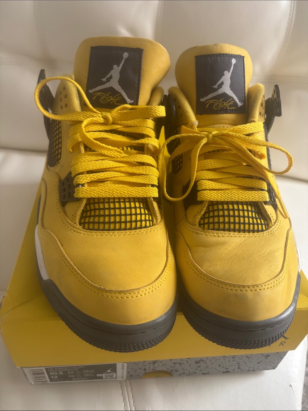 Nike Mens Yellow and Black Jordan Basketball Sneakers